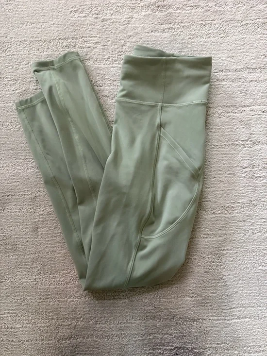 Lululemon Invigorate High-Rise Tight 25” 6 gray sage athleisure gym running - Picture 5 of 6